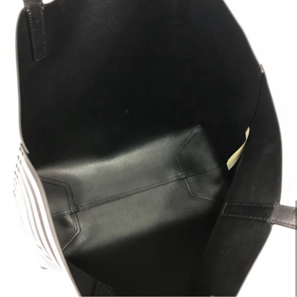 Kate Spade Black and White Stripes Reversible Tote Bag with Wallet Brand New - Picture 8 of 9